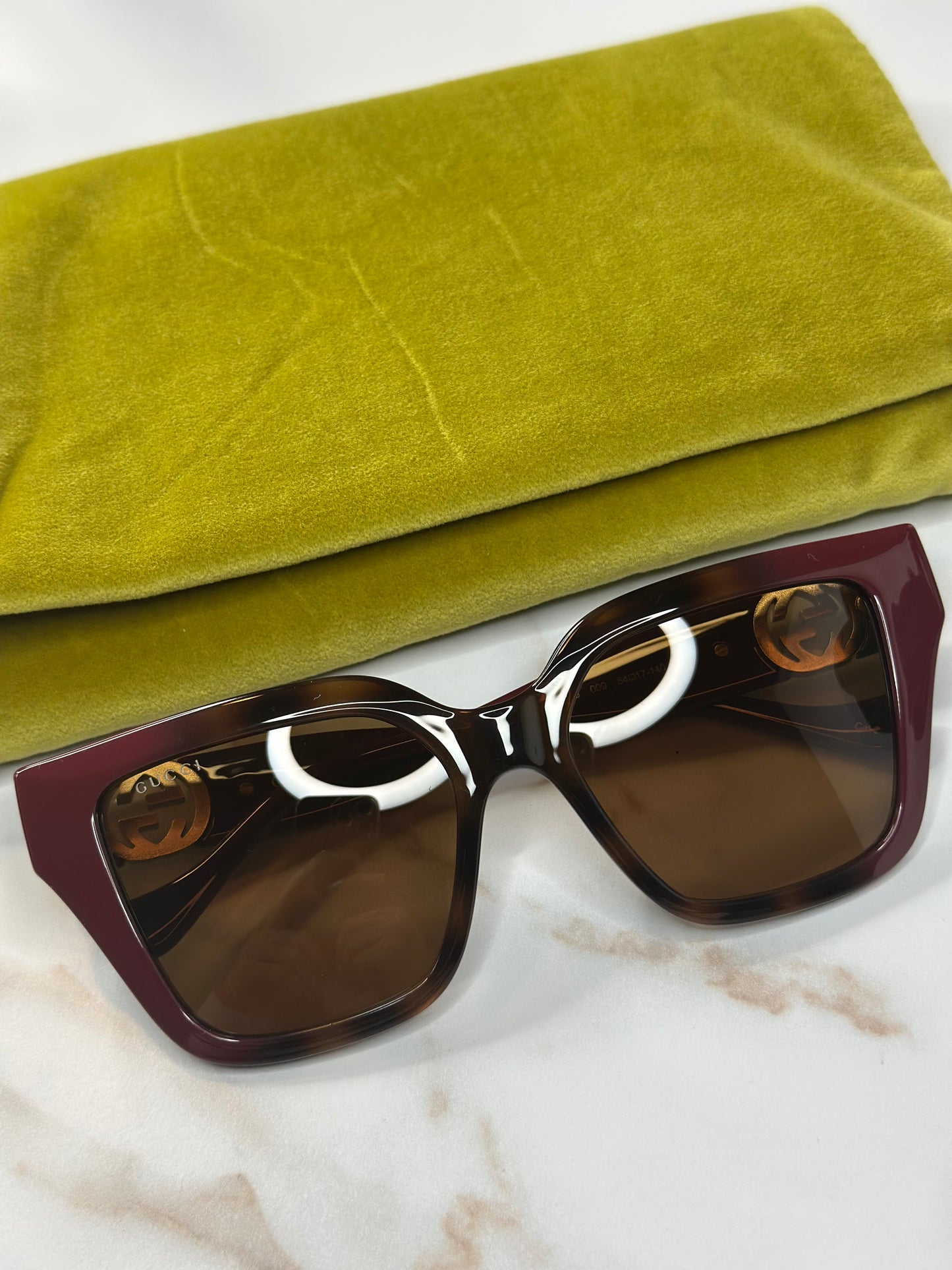 Pre-owned Gucci burgundy Havana interlocking logo sunglasses