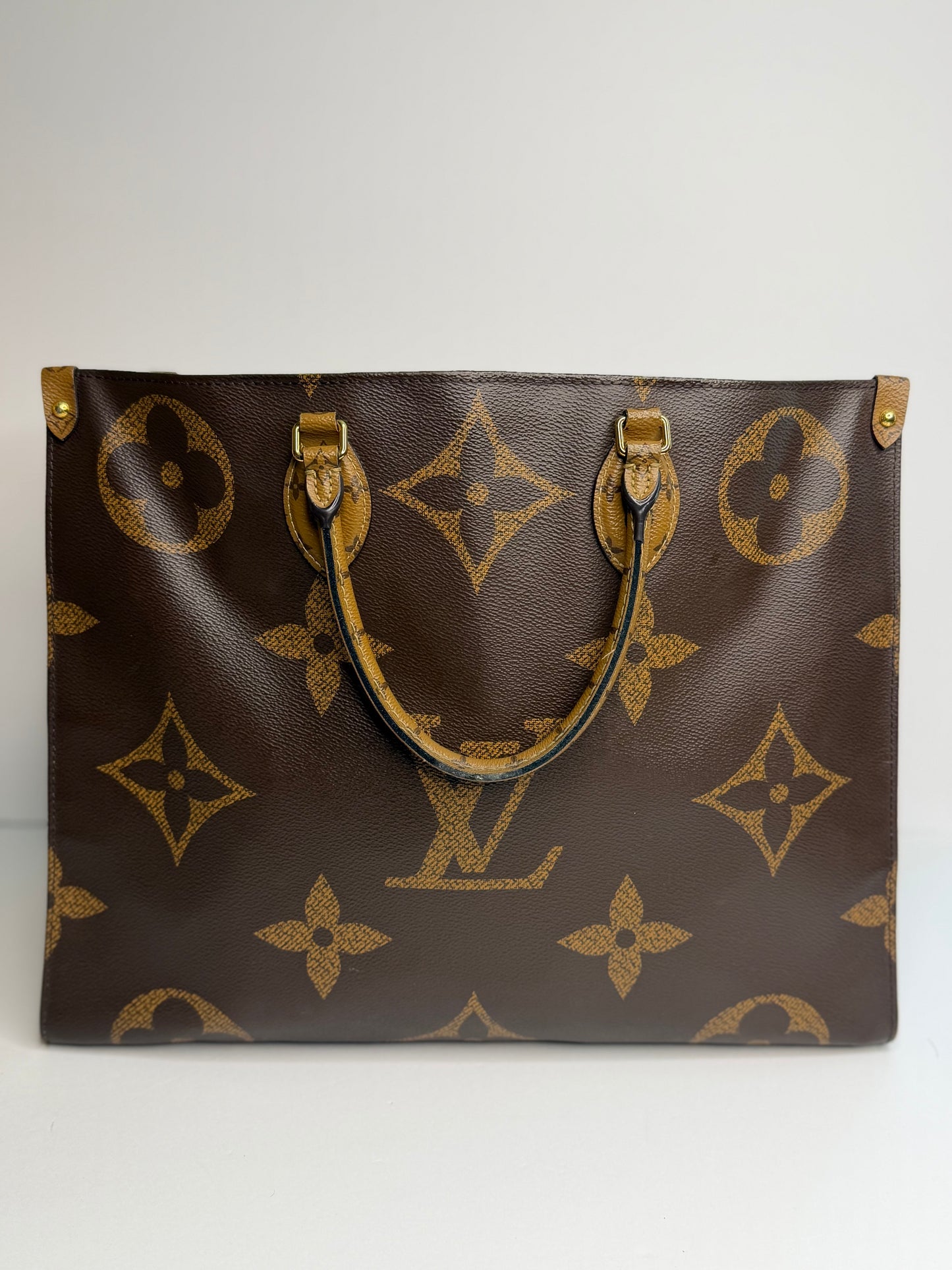 Pre-owned Louis Vuitton giant monogram on the go GM tote