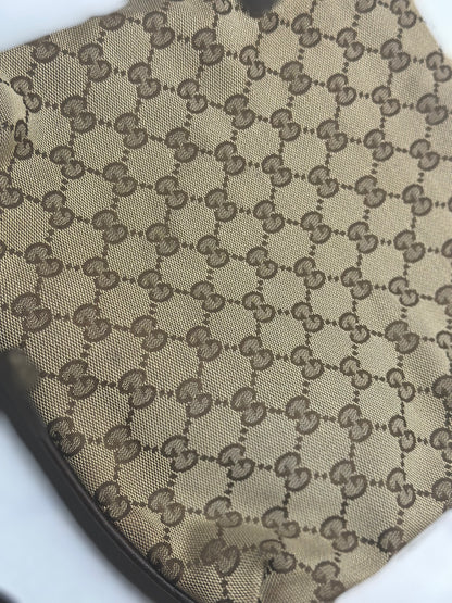Pre-owned Gucci GG Canvas flat messenger small crossbody
