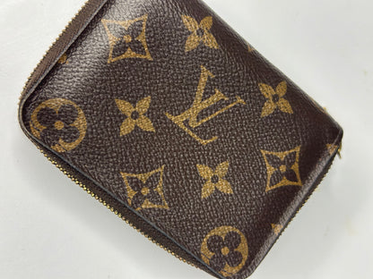 Pre-owned Louis Vuitton monogram canvas compact zippy